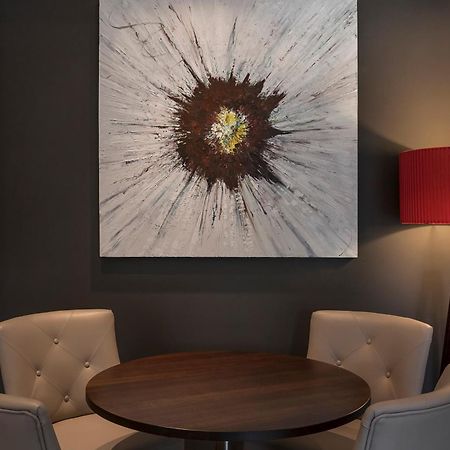 Best Western Plus Pinewood Manchester Airport-Wilmslow Hotel Esterno foto