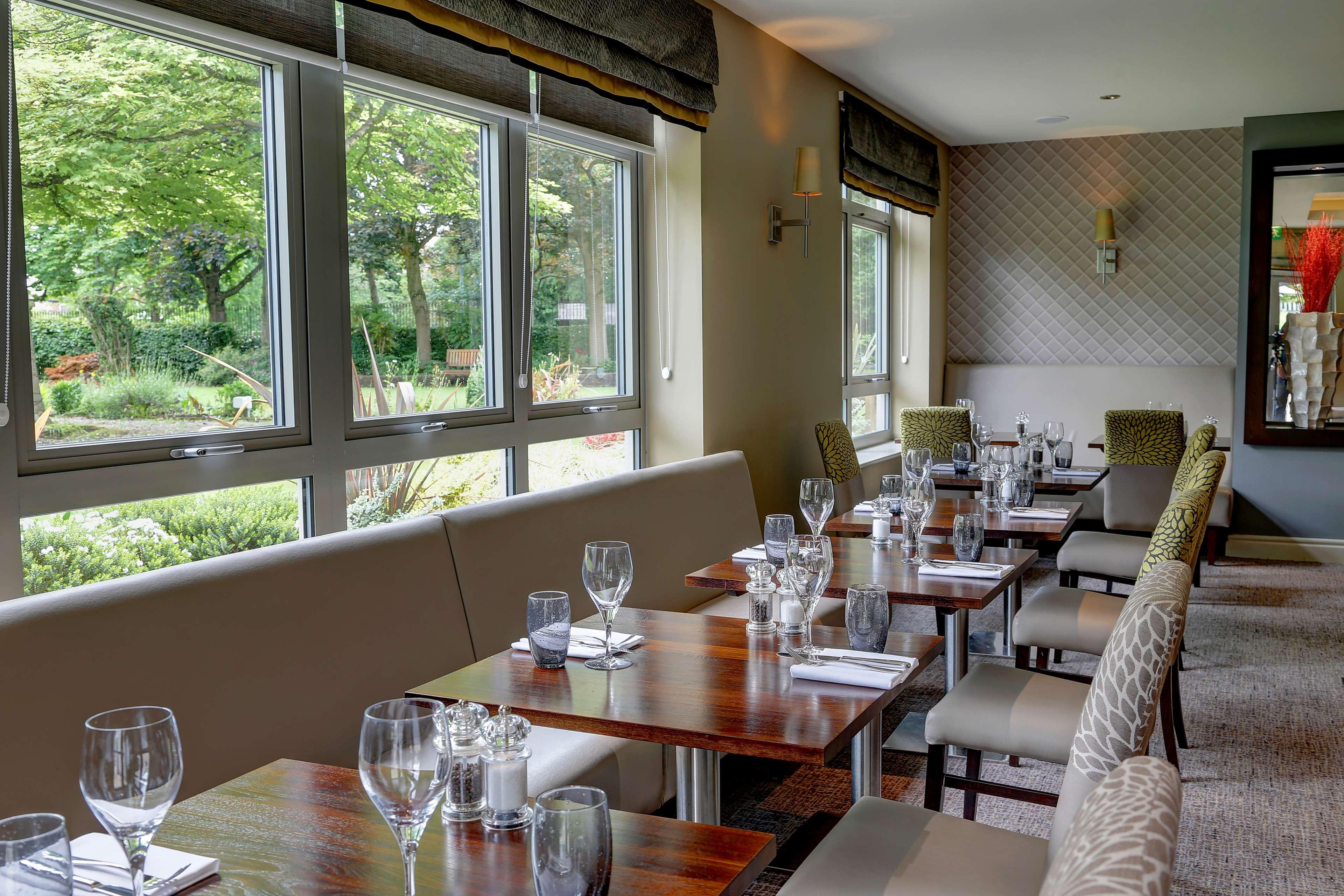 Best Western Plus Pinewood Manchester Airport-Wilmslow Hotel Esterno foto