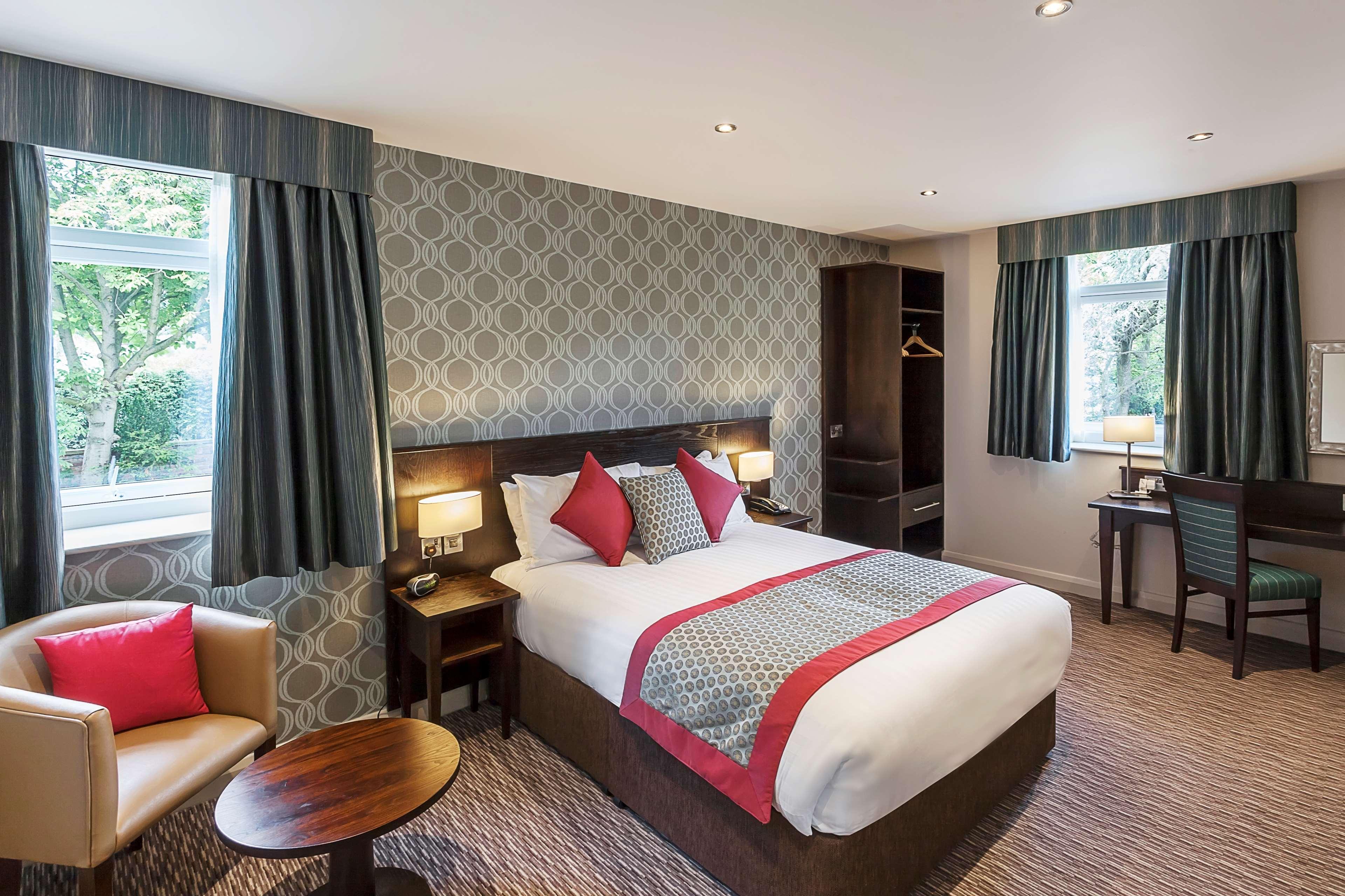 Best Western Plus Pinewood Manchester Airport-Wilmslow Hotel Esterno foto