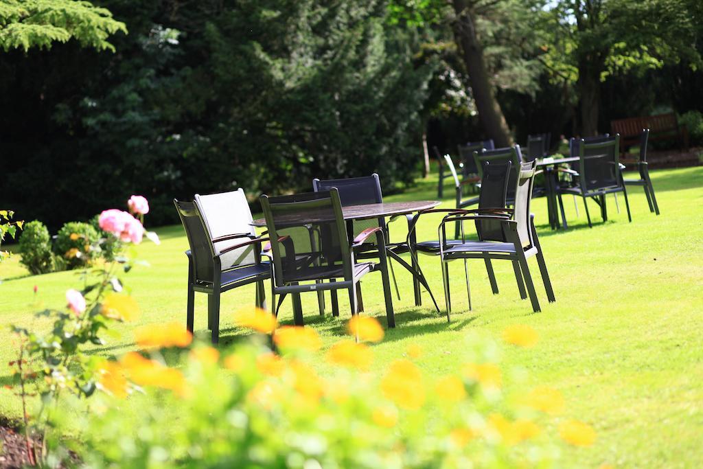 Best Western Plus Pinewood Manchester Airport-Wilmslow Hotel Esterno foto