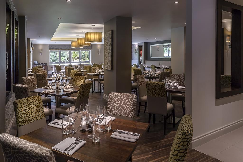 Best Western Plus Pinewood Manchester Airport-Wilmslow Hotel Esterno foto