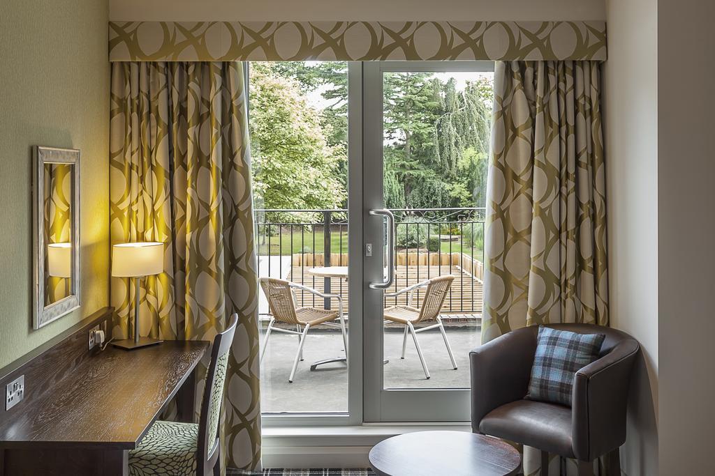 Best Western Plus Pinewood Manchester Airport-Wilmslow Hotel Esterno foto