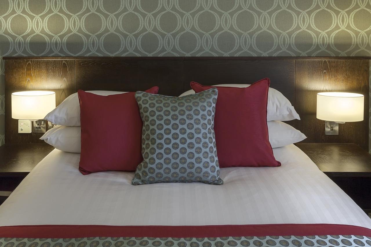 Best Western Plus Pinewood Manchester Airport-Wilmslow Hotel Esterno foto