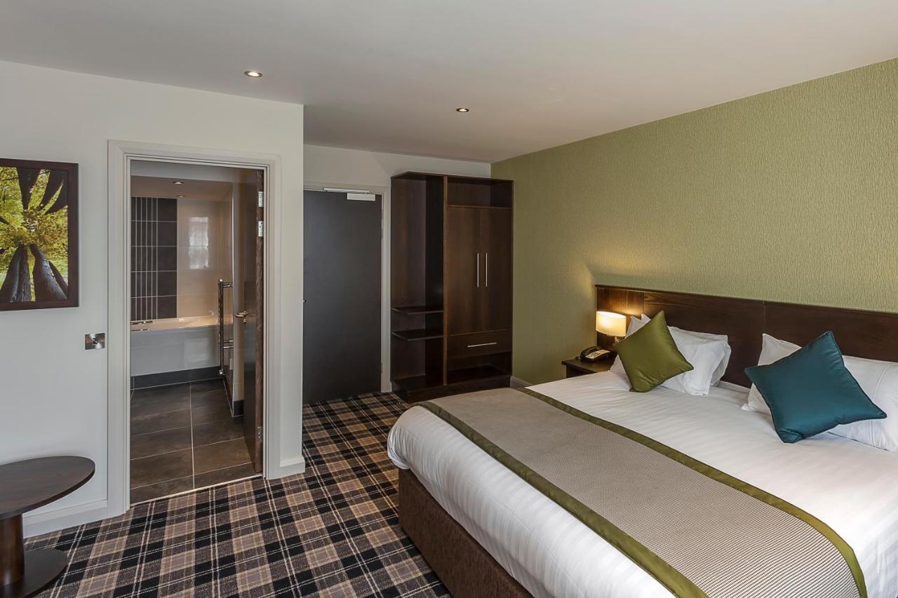 Best Western Plus Pinewood Manchester Airport-Wilmslow Hotel Esterno foto